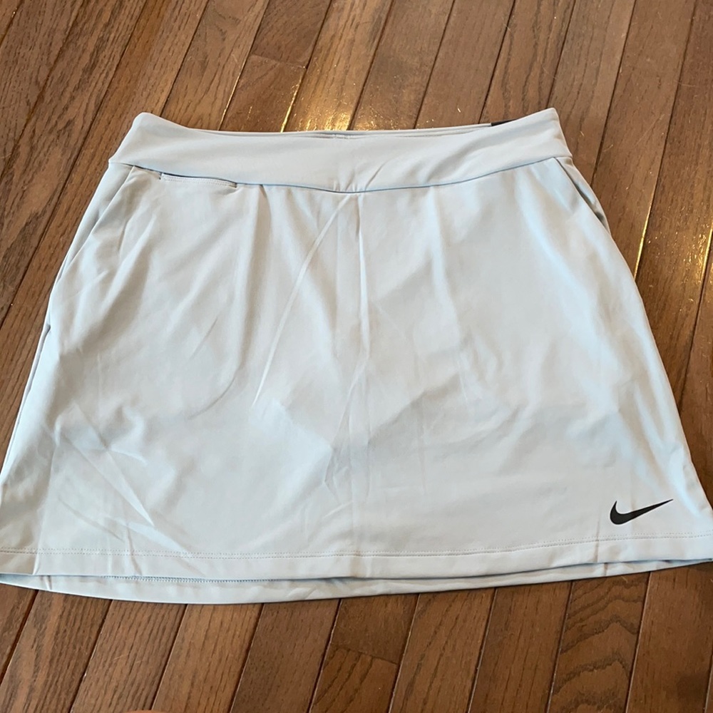 Gray Nike golf skort, medium with tags
